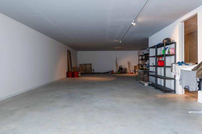 Image No.29-3 Bed Villa for sale