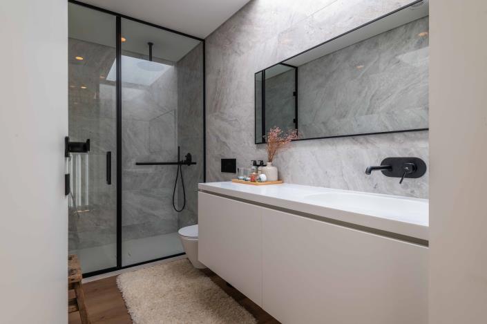 Image No.25-3 Bed Villa for sale