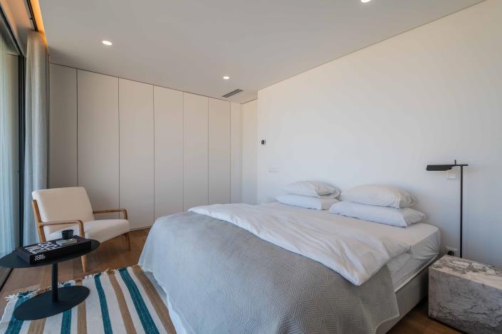 Image No.23-3 Bed Villa for sale