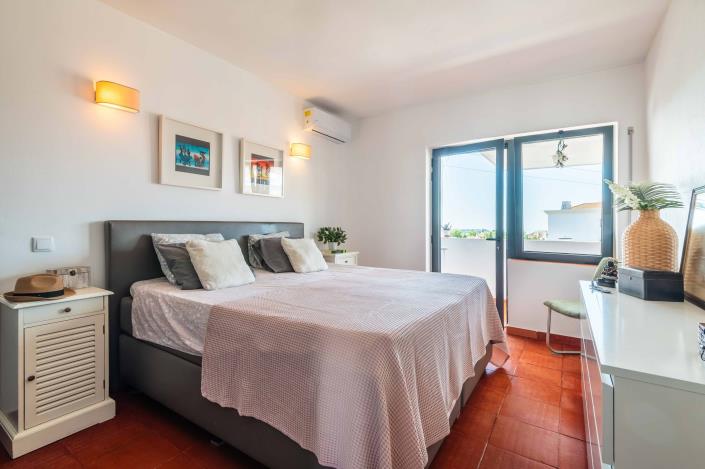 Image No.4-3 Bed Townhouse for sale