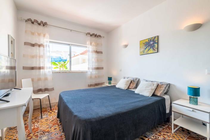 Image No.13-3 Bed Townhouse for sale