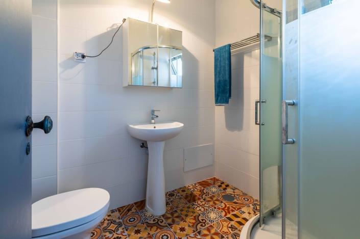 Image No.18-3 Bed Townhouse for sale