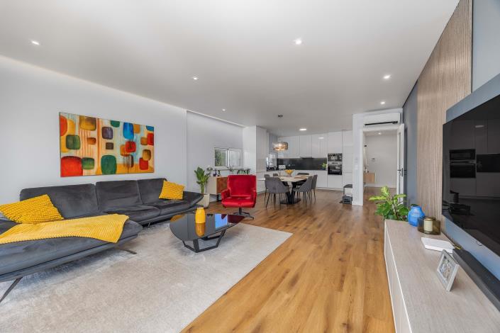 Image No.30-3 Bed Apartment for sale