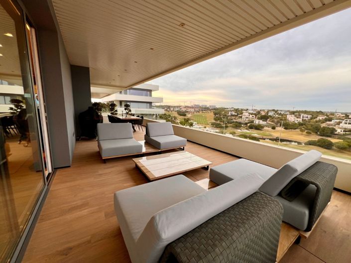 Image No.14-3 Bed Apartment for sale