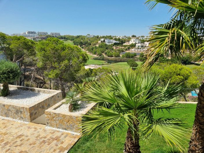 Image No.21-3 Bed Apartment for sale