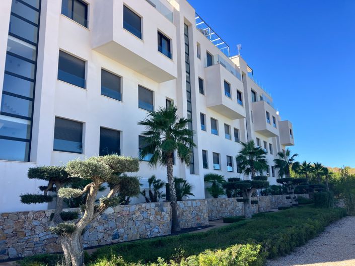 Image No.30-2 Bed Apartment for sale