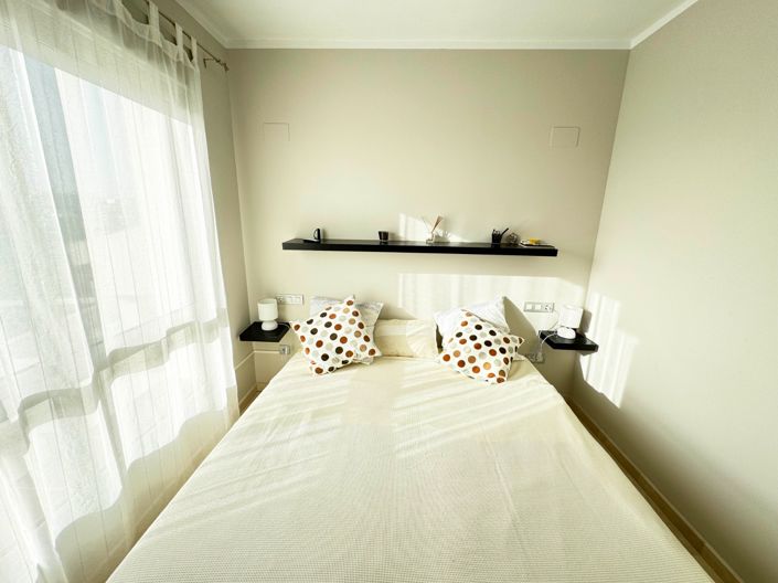 Image No.12-2 Bed Apartment for sale