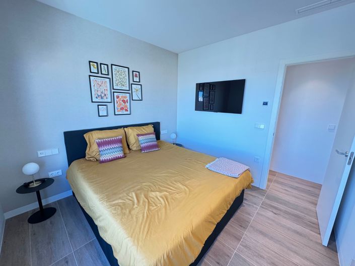 Image No.23-2 Bed Apartment for sale