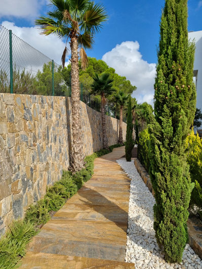 Image No.8-2 Bed Apartment for sale