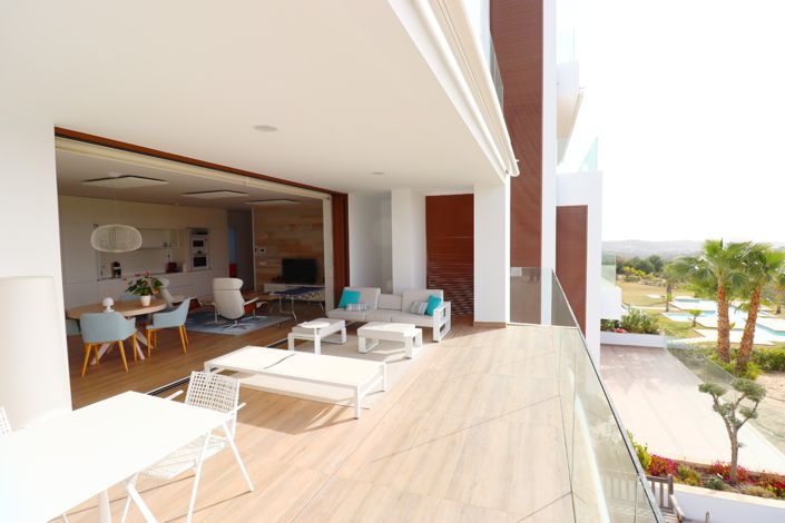Image No.1-3 Bed Apartment for sale