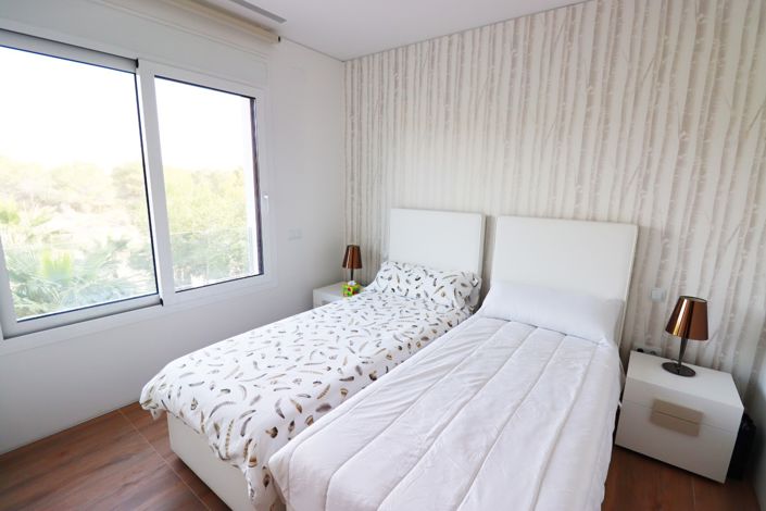 Image No.23-3 Bed Apartment for sale