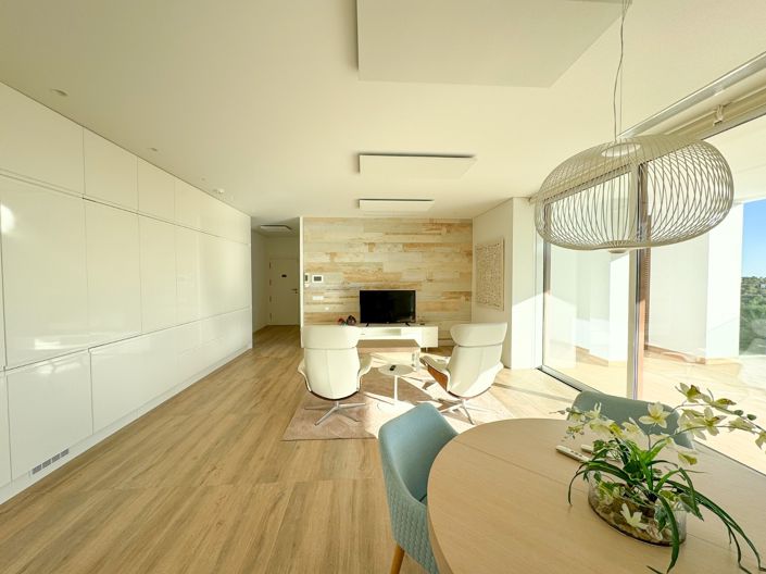 Image No.8-3 Bed Apartment for sale