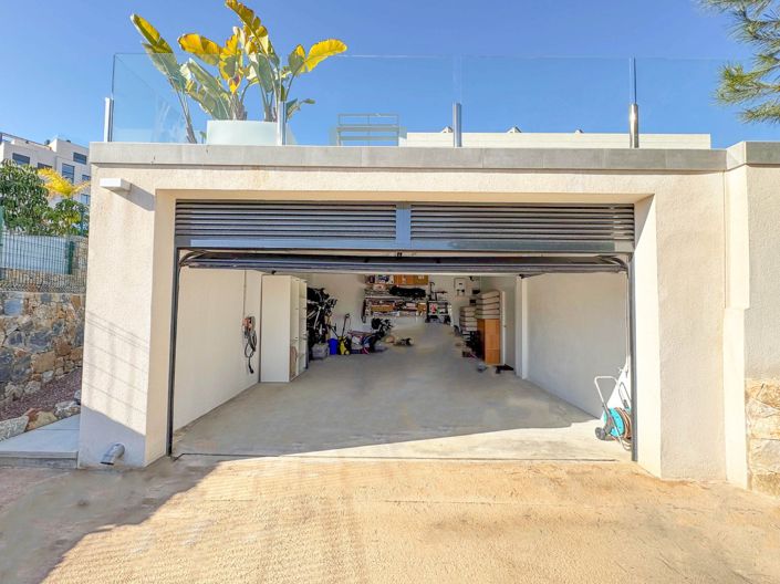 Image No.26-4 Bed Villa for sale