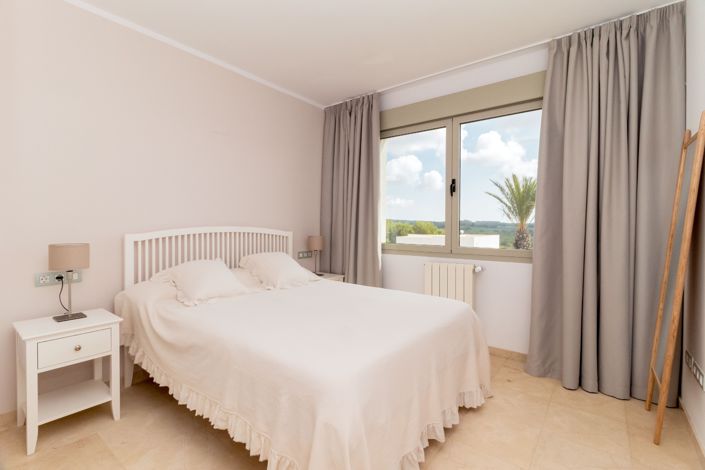 Image No.18-4 Bed Villa for sale