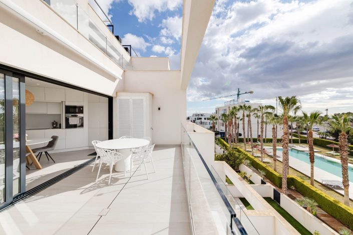 Image No.10-2 Bed Apartment for sale