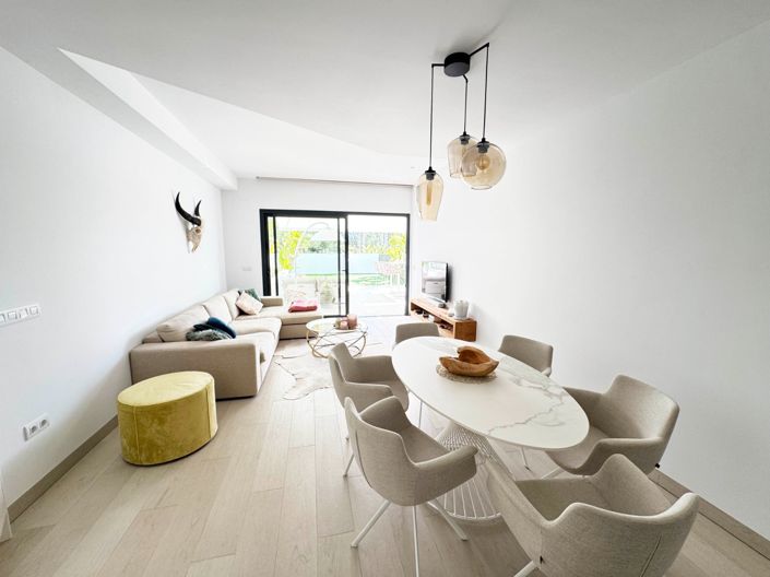 Image No.11-3 Bed Apartment for sale