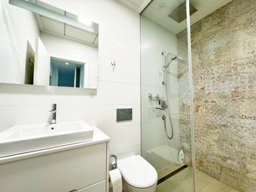 o1iqnj2etv15h8cvdpludd915q2e