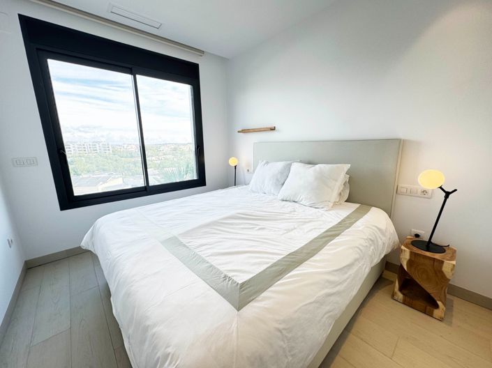 Image No.11-3 Bed Apartment for sale