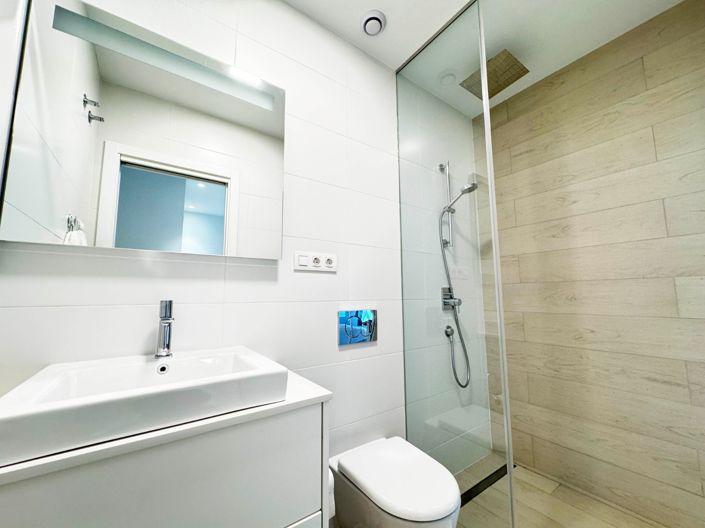 Image No.8-3 Bed Apartment for sale