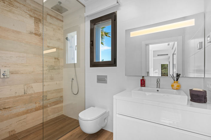 Image No.32-4 Bed Villa for sale