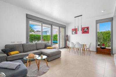 o1is8vgi4f1m491pek1biadm012gu4j