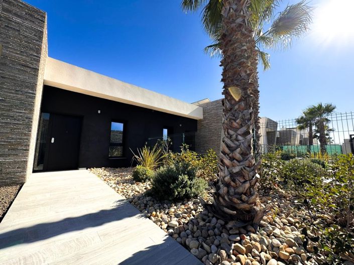 Image No.10-3 Bed Villa for sale