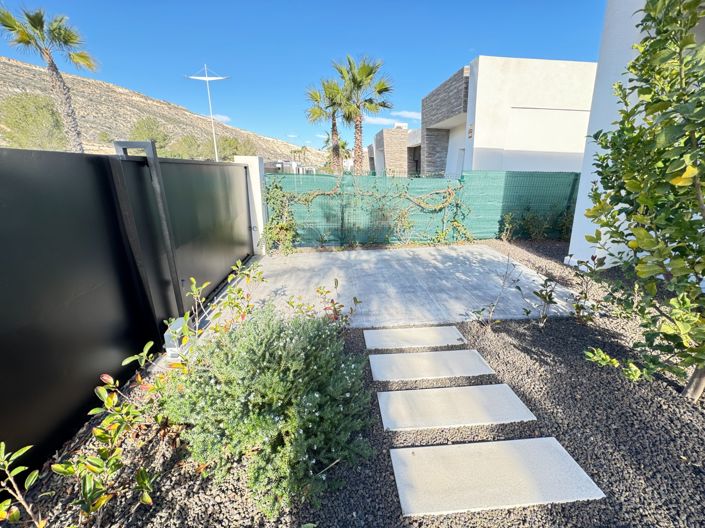 Image No.11-3 Bed Villa for sale