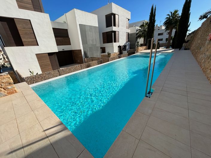 Image No.8-3 Bed Penthouse for sale