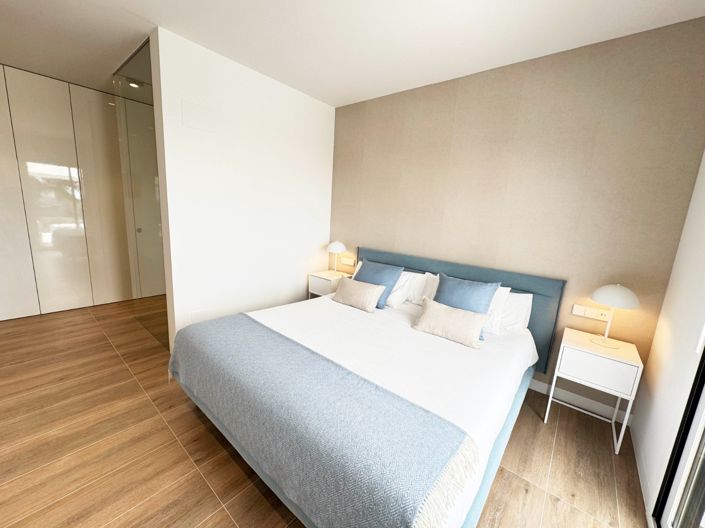 Image No.21-2 Bed Apartment for sale