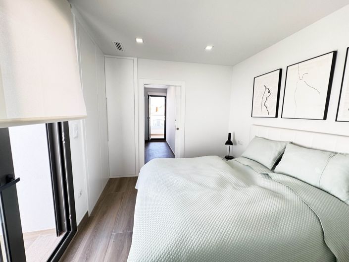 Image No.17-2 Bed Villa for sale