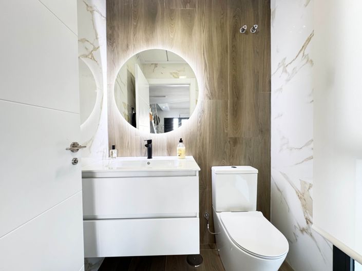 Image No.18-2 Bed Villa for sale