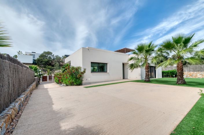 Image No.13-4 Bed Villa for sale