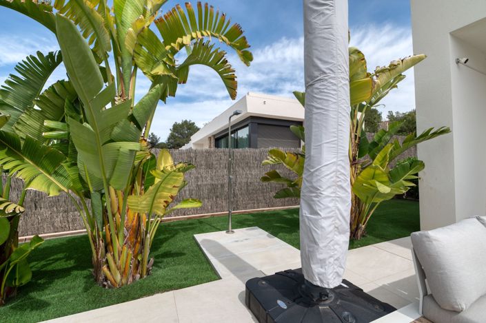 Image No.43-4 Bed Villa for sale