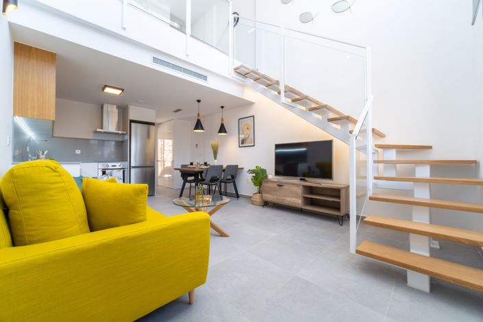 Image No.12-3 Bed Townhouse for sale