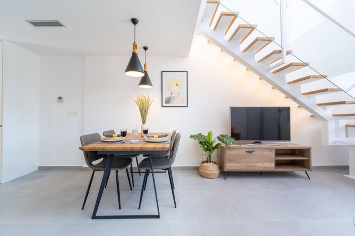 Image No.13-3 Bed Townhouse for sale