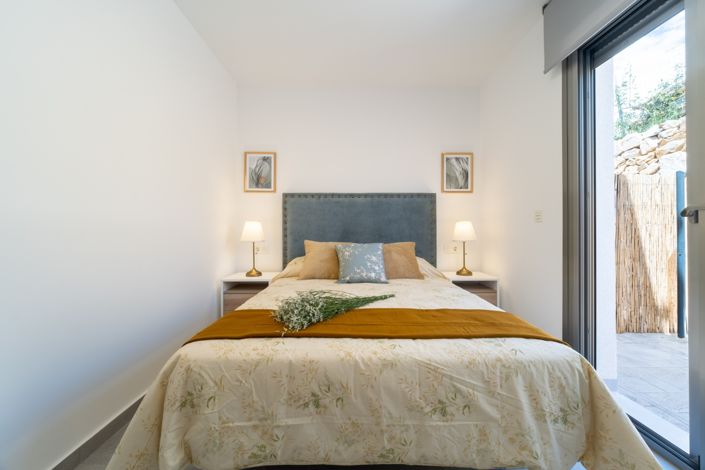 Image No.16-3 Bed Townhouse for sale