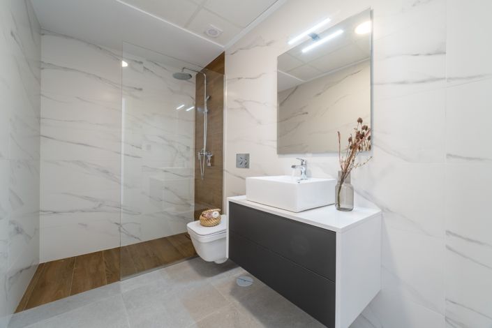 Image No.20-3 Bed Townhouse for sale