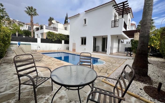 Image No.10-Villa / Détaché de 3 chambres à vendre à Peyia