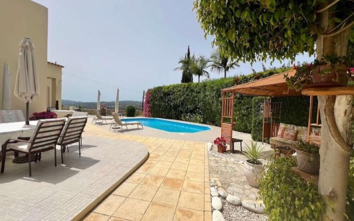 Image No.22-2 Bed Bungalow for sale