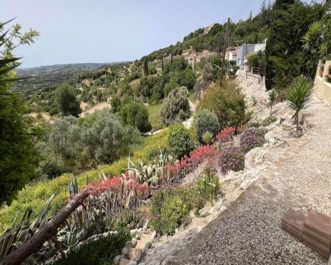 Image No.33-2 Bed Bungalow for sale