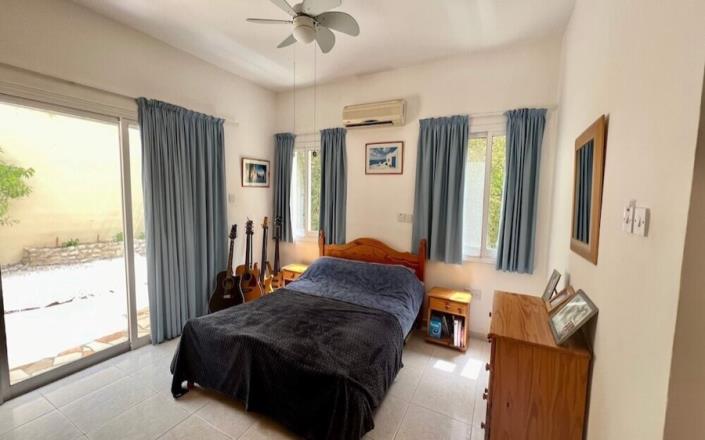 Image No.14-2 Bed Bungalow for sale