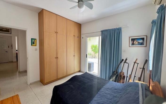 Image No.16-2 Bed Bungalow for sale