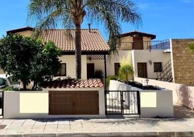 Penthouse de 3 chambres à vendre à Peyia