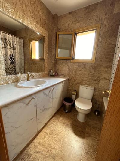 Image No.22-Villa / Détaché de 4 chambres à vendre à Chlorakas