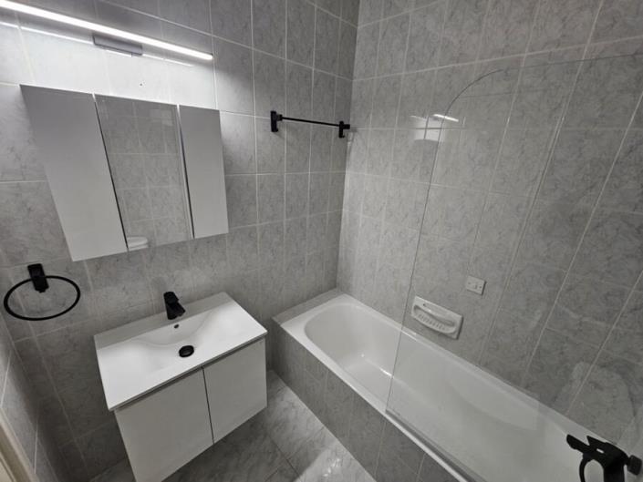 Image No.9-Appartement de 1 chambre à vendre à Universal