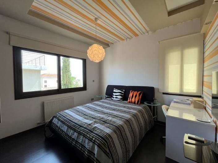 Image No.8-3 Bed Villa for sale