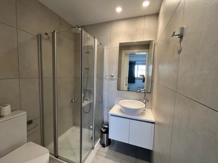 Image No.6-2 Bed Townhouse for sale