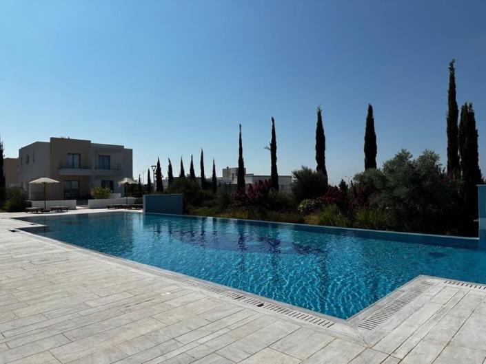 Image No.1-2 Bed Townhouse for sale