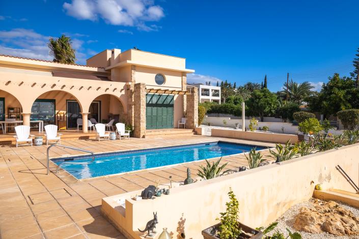 Image No.32-6 Bed Villa for sale