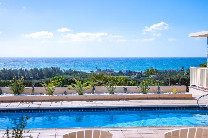 Image No.34-6 Bed Villa for sale